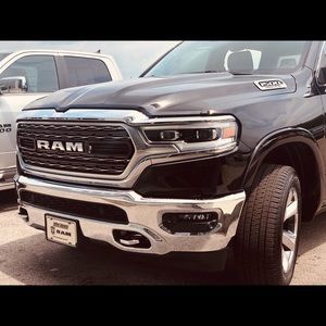 Meet your Posher, Sam